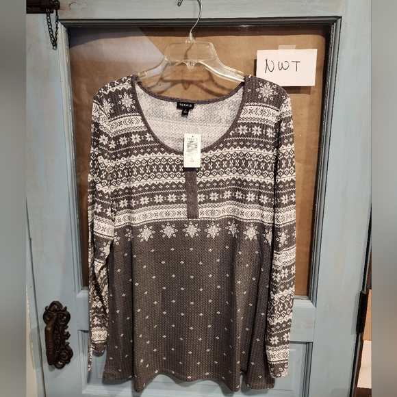NWT Torrid 2 Waffle Snap Henley Long Sleeve Tee - Picture 1 of 4